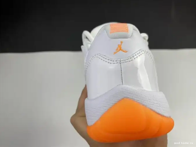 BRIGHT AIR LOW CITRUS RETRO AH7860-139 JORDAN 11 0509